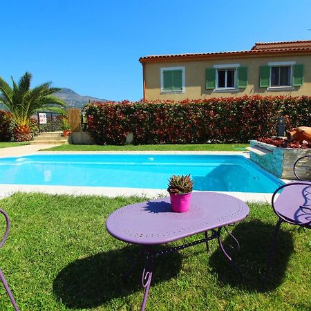 Coin Azur des amoureux Carros Extérieur photo